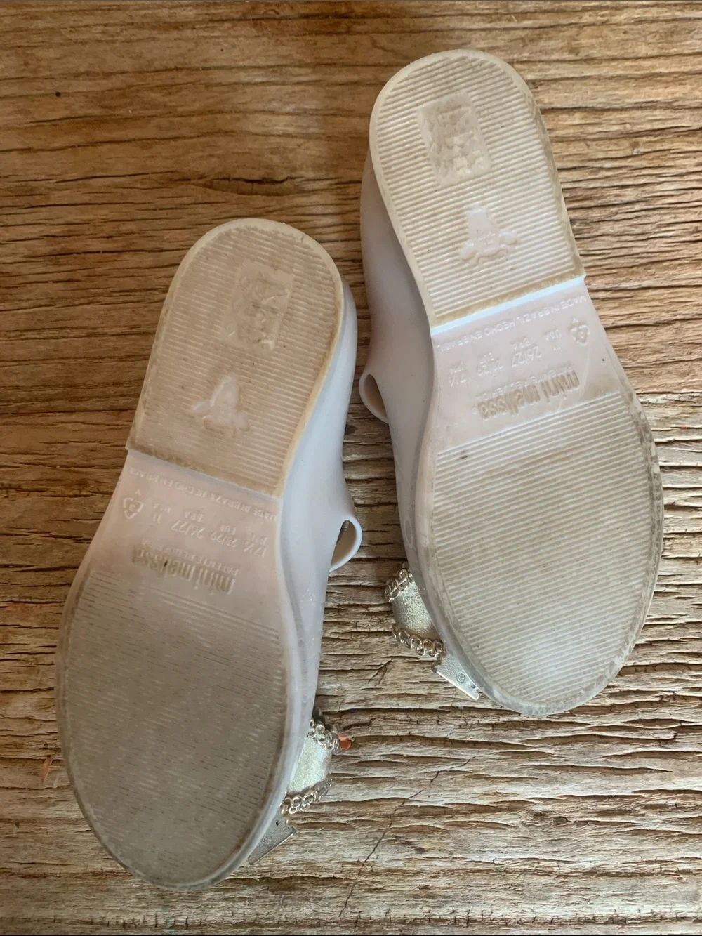 Girls Cream Jelly Mary Jane Shoes with Gold Bow Accent - Mini Melissa US 11